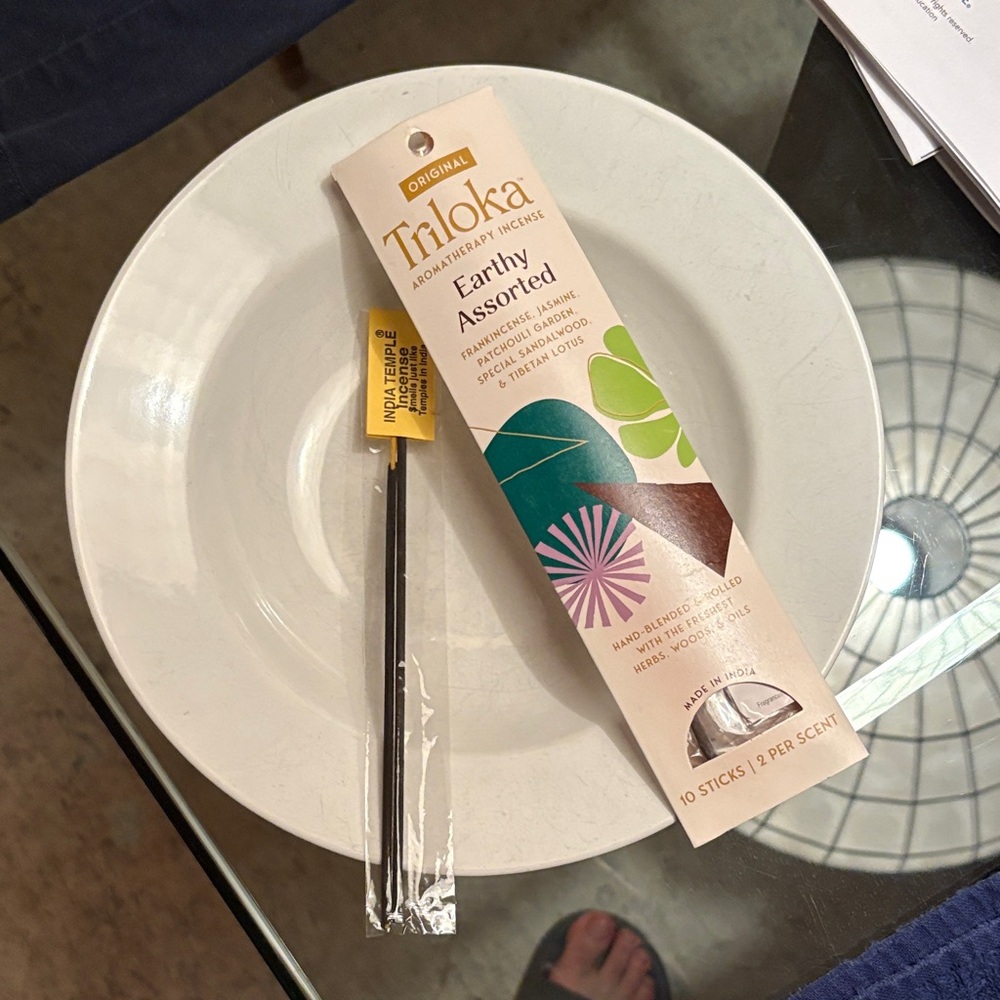 Triloka Earthy Assorted Incense 3 Sticks.